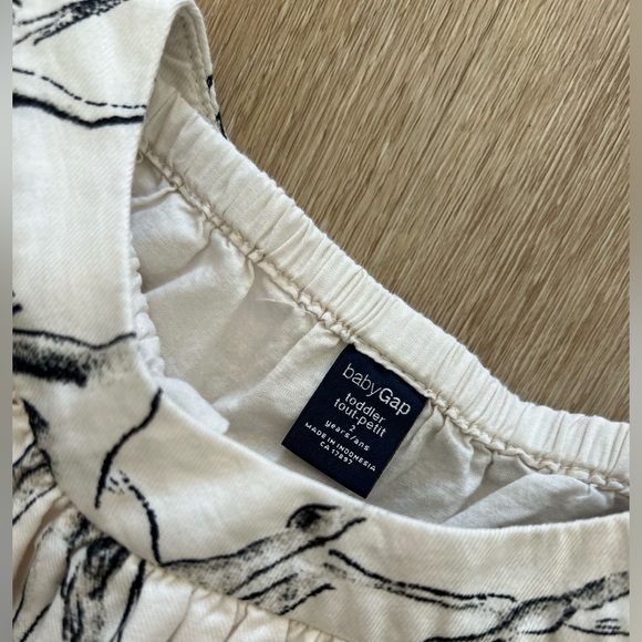 BabyGap Deer Print Long Sleeve Dress - Picture 2 of 3